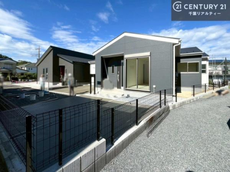 �O�ʓ��H�܂ތ��n�ʐ^ ���ӊ���A���q�l�̂���]�ɍ������������ꏏ�ɂ��ē���v���܂��B�Z��[���A�h�o�C�U�[�ɂ�邲���k������܂��B���Ђ͂��₢���킹�ɑ��Ή����܂��I���҂������܂���I