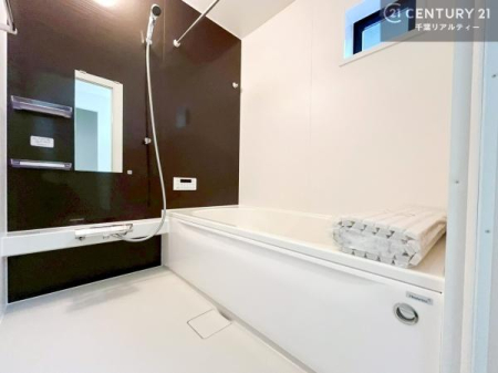 ���� �L�X�o�X�ň���̔������t���b�V���B�����L�΂���̂ŁA�����ɂ��������ƐZ����܂��ˁI�����̃o�X�^�C�����y���݂ɂȂ�܂��B