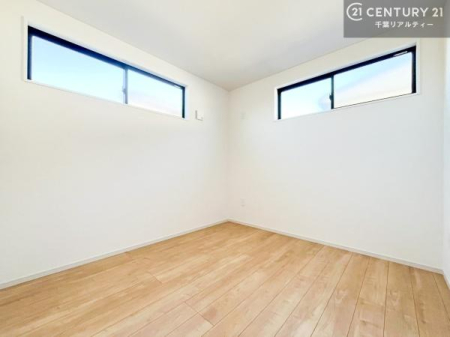 �q������ 2�ʍ̌����m�ۂ������邢�����́A���ʂ����ǂ��A���邭��ϋ��S�n�̗ǂ���ԂƂȂ��Ă���܂��B�����b�N�X���ĉ߂�����S�n�̗ǂ��������ł��I���̖ڊo�߂��X�b�L�����܂��ˁI