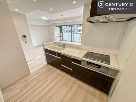 �L�b�`�� ���[�X�y�[�X���L�x�ŁA�����X�y�[�X���X�b�L���ƕЕt���Ђ�`�����p�ł��܂��I
���K�ɍ�Ƃ��ł��܂��I�����̗���������܂��I