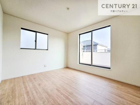 �m�� �o���R�j�[�ɖʂ��Ă���m���ł��B���邭�����肪����A���C����������ł��܂��I���N���āA�O�ɏo�Ĕw�L�т����[�ċz�����ǂ������}������邱�Ƃ��o�������ł��ˁI