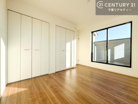 �Q�� �o���R�j�[�ɖʂ��Ă���m���ł��B���邭�����肪����A���C����������ł��܂��I���N���āA�O�ɏo�Ĕw�L�т����[�ċz�����ǂ������}������邱�Ƃ��ł��܂��B