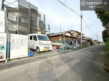 �O�ʓ��H�܂ތ��n�ʐ^ ���ӊ���A���q�l�̂���]�ɍ������������ꏏ�ɂ��ē���v���܂��B�Z��[���A�h�o�C�U�[�ɂ�邲���k������܂��B���Ђ͂��₢���킹�ɑ��Ή����܂��I���҂������܂���I