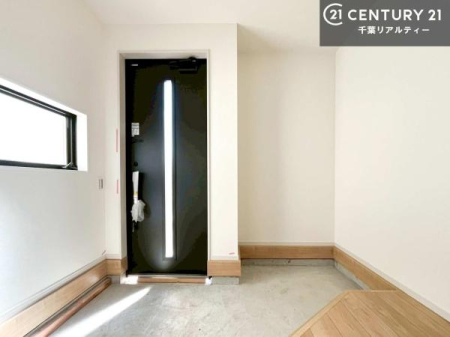 ���� ���ċA���Ă��Ă��A�������܁I�����������Ȃ�A�D�����}������Ă�����ԂɂȂ��Ă��܂��B
���邭��������錺�ւł��I