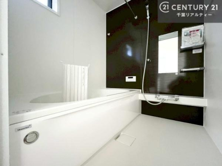 ���� �������������l�̕��͋C�̃o�X���[���́A�����o�Ă��ăo�X�^�C�����[���I
���d���撣���Ă��邲�J���ɂ��D�݂̓����̓����܂����āA�y����ł݂Ă͂������ł��傤���H