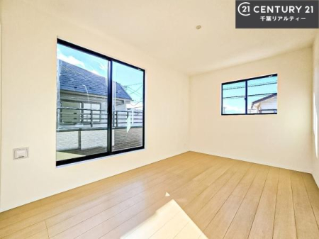 �m�� 2�ʍ̌����m�ۂ������邢�����́A���ʂ����ǂ��A���邭��ϋ��S�n�̗ǂ���ԂƂȂ��Ă���܂��B�����b�N�X���ĉ߂�����S�n�̗ǂ��������ł��I���̖ڊo�߂��X�b�L�����܂��ˁI