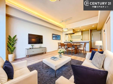 ���r���O �Ƌ��CG�p�[�X�ł��B�L�X�_�C�j���O�X�y�[�X�I������肨�H���B�΂��������y�������Ԃ��߂����܂��B���X�̔���������܂��I