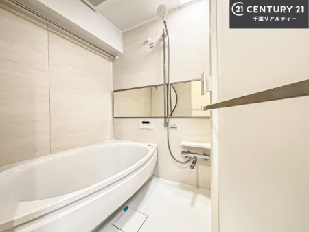 ���� �������������l�̕��͋C�̃o�X���[���́A�����o�Ă��ăo�X�^�C�����[���I
���d���撣���Ă��邲�J���ɂ��D�݂̓����̓����܂����āA�y����ł݂Ă͂������ł��傤���H