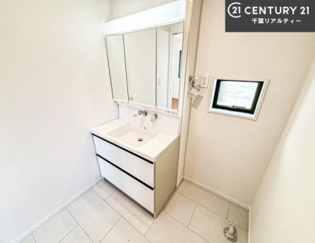 ���ʑ�E���ʏ� �[�����ʑ�{�E���́A�������˂ɂ����̂ł�����ꂪ�y�X�I���������ۂĂ܂��I
�L���C�Ȑ��ʏ��Ŏ��������̃��`�x�[�V�������オ��܂��ˁI