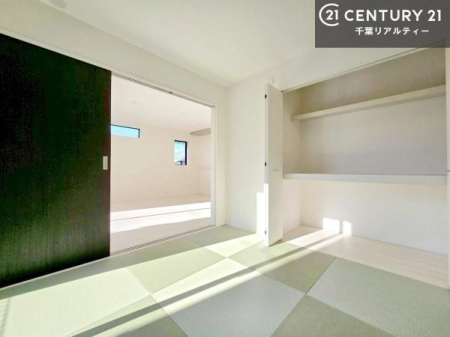 �a�� ���{�l�̐S������u�a�v�̋�ԁB�䑐�̍���Y����Ԃ͖����̂ЂƎ������o���Ă���܂��I�����b�N�X���ʂ�����̂ŉ��K�ɉ߂��������ł��B