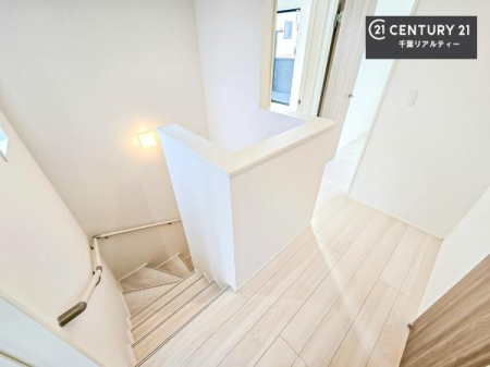 ���̑����� �K�i�͖��邭�萠������Ă��܂��B���q�l�₲�N�z�̕������S���Ă����p�����܂��ˁB