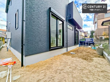 �� �L�X�Ƃ�����t���B�K�[�f�j���O��v�[���V�сA�O�����s���O�Ȃǂӂ��߂̃��r���O�Ƃ��Ă��Ƒ��Ŋy���܂�Ă͂������ł��傤���B