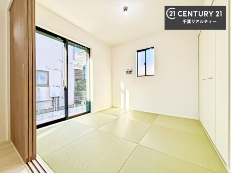 �a�� ���{�l�̐S������u�a�v�̋�ԁB�䑐�̍���Y����Ԃ͖����̂ЂƎ������o���Ă���܂��I�����b�N�X���ʂ�����̂ŉ��K�ɉ߂��������ł��B