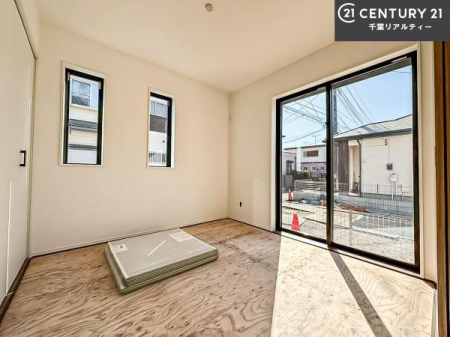 �a�� �a���ł͂��q�l���]��ł����������S�z�͂قƂ�ǂ���܂���B
�Ǝ��̍��ԂɃ}�}��p�p���Q�����Ŏg����x�e�X�y�[�X�Ƃ��Ă����p�I