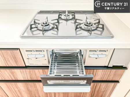 �L�b�`�� �R�����͎O������̂ł������̓����i�s���ł��܂��B
�������O�����t���ł��B�����X�y�[�X���L�X���Ă���׍�Ƃ����₷���I�g�����肪�ǂ��V�X�e���L�b�`���ł��I