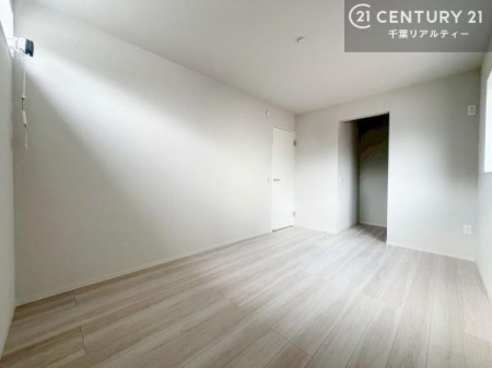 �m�� �V���v���Ƀf�U�C������Ă��邽�߁A�Ƌ��I�т܂���I
���C�ɓ���̉Ƌ��u���Ă��낰���Ԃ���邱�Ƃ��ł��܂��B