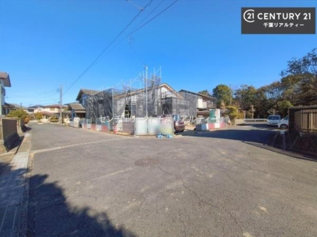 �O�ʓ��H�܂ތ��n�ʐ^ ���ӊ���A���q�l�̂���]�ɍ������������ꏏ�ɂ��ē���v���܂��B�Z��[���A�h�o�C�U�[�ɂ�邲���k������܂��B���Ђ͂��₢���킹�ɑ��Ή����܂��I���҂������܂���I