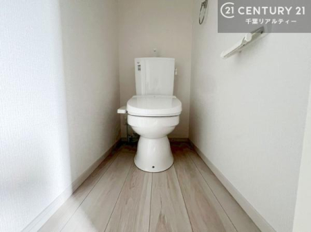 �g�C�� �������֍��ɂ��A�~��͕֍����g�����ł���̂ŗ₽���֍��ɍ��炸�ɍςފ������d�l�ł��I
