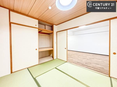 �a�� ���{�l�̐S������u�a�v�̋�ԁB�䑐�̍���Y����Ԃ͖����̂ЂƎ������o���Ă���܂��I�����b�N�X���ʂ�����̂ŉ��K�ɉ߂��������ł��B