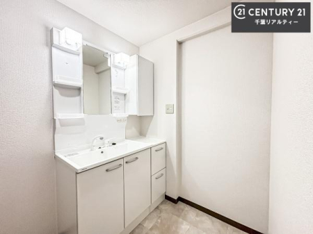 ���ʑ�E���ʏ� �g�Ȃ�𐮂�����ʏ��́A���������厖�ł��I������̐������̂��镵�͋C�����o�I�C�����悭���g�����������܂��B