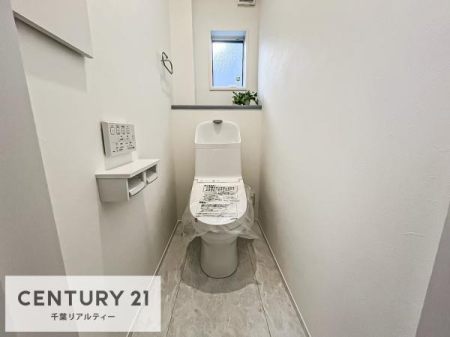 �g�C�� 1�E2�K�Ƀg�C�����������܂��I���̖Z�������ԑт��҂����ɂ��݂����ł��ˁB
������Ƃ����������̂���g�C���ł�����ꂪ���₷���ł��I