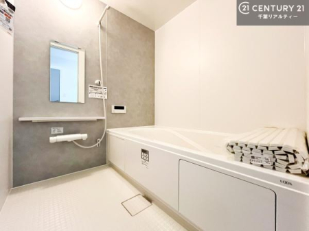 ���� �������������l�̕��͋C�̃o�X���[���́A�����o�Ă��ăo�X�^�C�����[���I
���d���撣���Ă��邲�J���ɂ��D�݂̓����̓����܂����āA�y����ł݂Ă͂������ł��傤���H