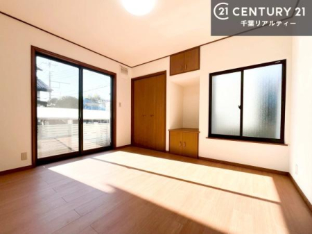 �q������ 2�ʍ̌����m�ۂ������邢�����́A���ʂ����ǂ��A���邭��ϋ��S�n�̗ǂ���ԂƂȂ��Ă���܂��B�����b�N�X���ĉ߂�����S�n�̗ǂ��������ł��I���̖ڊo�߂��X�b�L�����܂��ˁI