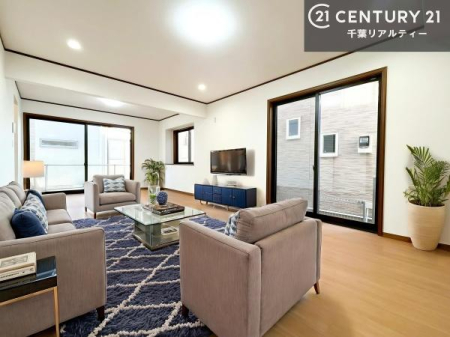 ���r���O �Ƌ��CG�p�[�X�ł��B�D�����z���܂肪���r���O����ł���ċ��S�n�̗ǂ���Ԃ����o���Ă���܂��I
���났�̎��Ԃ��߂����܂��I