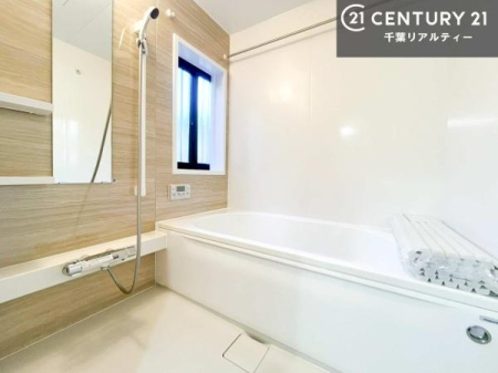 ���� �������������l�̕��͋C�̃o�X���[���́A�����o�Ă��ăo�X�^�C�����[���I
���d���撣���Ă��邲�J���ɂ��D�݂̓����̓����܂����āA�y����ł݂Ă͂������ł��傤���H