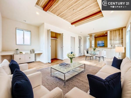 ���r���O �Ƌ��CG�p�[�X�ł��B�L�X�_�C�j���O�X�y�[�X�I������肨�H���B�΂��������y�������Ԃ��߂����܂��B���X�̔���������܂��I