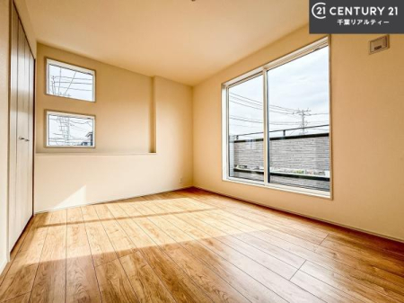 �m�� �o���R�j�[�ɖʂ��Ă���m���ł��B���邭�����肪����A���C����������ł��܂��I���N���āA�O�ɏo�Ĕw�L�т����[�ċz�����ǂ������}������邱�Ƃ��ł��܂��B