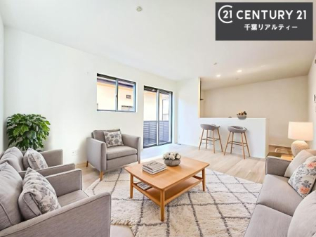 ���r���O �Ƌ��CG�p�[�X�ł��B�J�����̂���L�XLDK�I�\�t�@�[��_�C�j���O�e�[�u����u���Ă������ɂȂ�Ȃ��̂ŉ��K�ɉ߂����܂��I�R�~���j�P�[�V���������₷�����r���O�ł��I