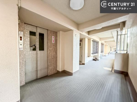 ���̑����p�� �G���x�[�^�[�����ŁA���X�̈ړ������K�B
�����̓��₨�ו��̑������ł��A�X���[�Y�ɂ��A��������܂��I