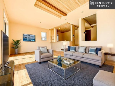 ���r���O �Ƌ��CG�p�[�X�ł��B�D�����z���܂肪���r���O����ł���ċ��S�n�̗ǂ���Ԃ����o���Ă���܂��I
���났�̎��Ԃ��߂����܂��I