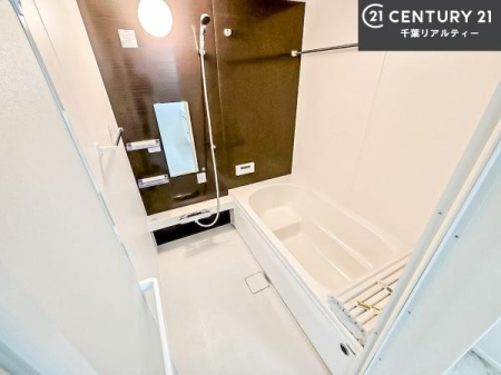 ���� �������������l�̕��͋C�̃o�X���[���́A�����o�Ă��ăo�X�^�C�����[���I
���d���撣���Ă��邲�J���ɂ��D�݂̓����̓����܂����āA�y����ł݂Ă͂������ł��傤���H