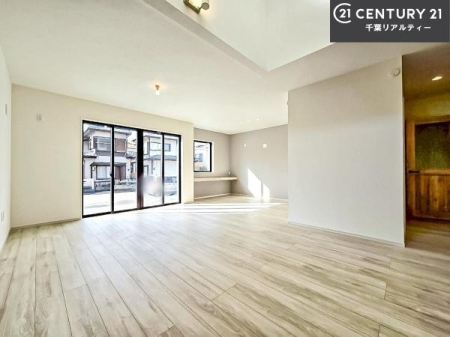 ���r���O �L�X�_�C�j���O�X�y�[�X�I������肨�H���B�΂��������y�������Ԃ��߂����܂��B���X�̔���������܂��I