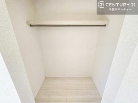 ���[ �E�H�[�N�C���N���[�[�b�g�t���ł��B��������̂��m���Ȃǂ����[���Ă��������ł��ˁI���ɂ���@�������ȂǋG�ߕ��̑傫�ȉƓd�����[�ł��܂��I