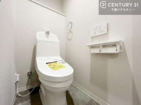 �g�C�� �������֍��ɂ��A�~��͕֍����g�����ł���̂ŗ₽���֍��ɍ��炸�ɍςފ������d�l�ł��I�V���v���ȃJ���[����Ƃ��Ă���̂ŁA������ꂪ���₷���ł��B