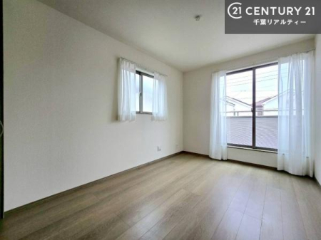 �Q�� 2�ʍ̌����m�ۂ������邢�����́A���ʂ����ǂ��A���邭��ϋ��S�n�̗ǂ���ԂƂȂ��Ă���܂��B�����b�N�X���ĉ߂�����S�n�̗ǂ��������ł��I���̖ڊo�߂��X�b�L�����܂��ˁI