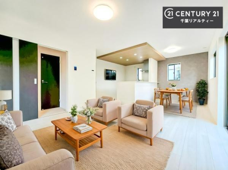 ���r���O �Ƌ��CG�p�[�X�ł��B�S�n�ǂ����r���O�͉Ƒ������R�ƏW�܂�܂��B�Ƒ��c�R�̎��Ԃ����������ł��B���Ƒ��ƁA����w�[���������Ԃ��߂��������ł��ˁB