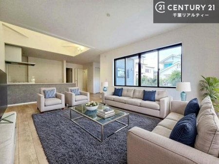 ���r���O �J�����̂���L�XLDK�I�\�t�@�[��_�C�j���O�e�[�u����u���Ă������ɂȂ�Ȃ��̂ŉ��K�ɉ߂����܂��I�R�~���j�P�[�V���������₷�����r���O�ł��I