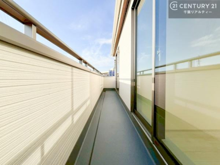 �o���R�j�[ �z������̗ǂ��o���R�j�[�ŁA�����󕨂��悭���������ł��ˁI
���V�C�̗ǂ����ɂ̓o���R�j�[�֏o�ă��t���b�V������̂��C�����悳�����ł��B