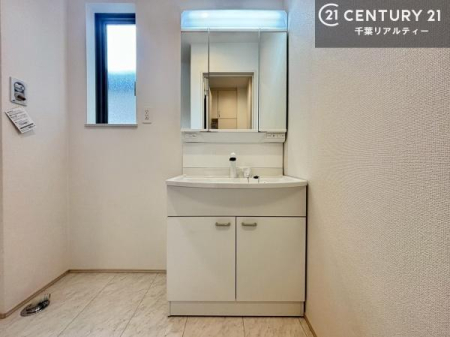 ���ʑ�E���ʏ� �[�����ʑ�{�E���́A�������˂ɂ����̂ł�����ꂪ�y�X�I���������ۂĂ܂��I
�L���C�Ȑ��ʏ��Ŏ��������̃��`�x�[�V�������オ��܂��ˁI