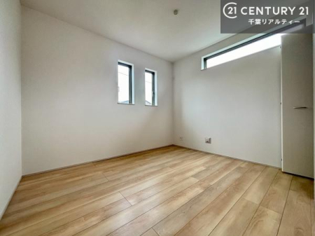 �q������ �|���o�������Ȃ��������́A���q�l�̂������Ƃ��Ă����S�ł��I
���[�X�y�[�X���[�����Ă���̂ŎU�炩�������������T�b�ƕЕt�����܂��I