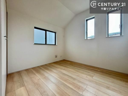 �m�� 2�ʍ̌����m�ۂ������邢�����́A���ʂ����ǂ��A���邭��ϋ��S�n�̗ǂ���ԂƂȂ��Ă���܂��B�����b�N�X���ĉ߂�����S�n�̗ǂ��������ł��I���̖ڊo�߂��X�b�L�����܂��ˁI