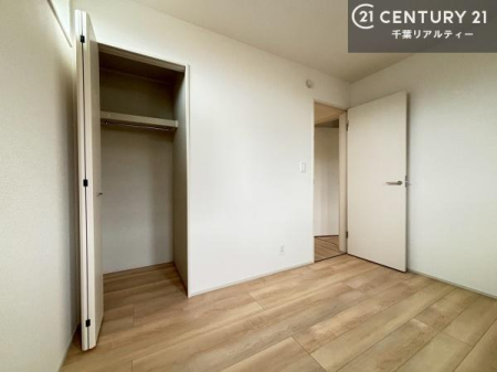 �m�� ���[�X�y�[�X�����Ă��܂��I�������X�b�L�����ڂ��鎖���ł��܂��ˁB
�Ƌ��I�΂Ȃ��V���v���ȃf�U�C���ׁ̈A�Ƌ��I�΂����C�ɓ���̋�ԍ�肪�ł������ł��ˁB