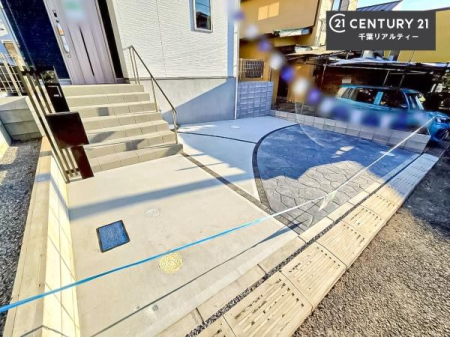 ���ԏ� ���ԃX�y�[�X��2�䕪����܂��I�Z�J���h�J�[�͂������A�o�C�N�⎩�]�ԂȂǂ��u���ꏊ�ɍ���܂���B