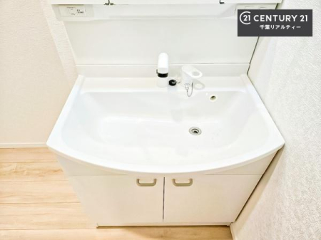 ���ʑ�E���ʏ� �[�����ʑ�{�E���́A�������˂ɂ����̂ł�����ꂪ�y�X�I���������ۂĂ܂��I
�L���C�Ȑ��ʏ��Ŏ��������̃��`�x�[�V�������オ��܂��ˁI