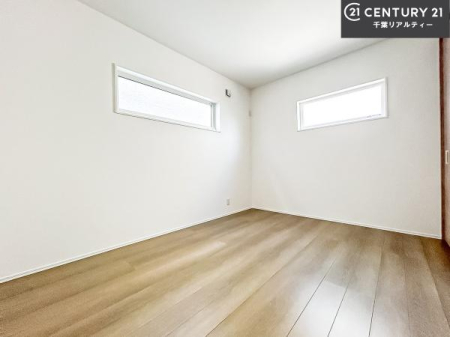 �q������ 2�ʍ̌����m�ۂ������邢�����́A���ʂ����ǂ��A���邭��ϋ��S�n�̗ǂ���ԂƂȂ��Ă���܂��B�����b�N�X���ĉ߂�����S�n�̗ǂ��������ł��I���̖ڊo�߂��X�b�L�����܂��ˁI