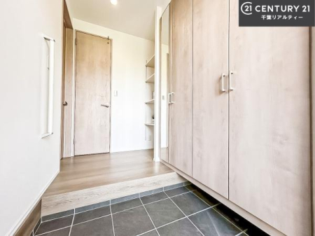 ���� ���ċA���Ă��Ă��A�������܁I�����������Ȃ�A�D�����}������Ă�����ԂɂȂ��Ă��܂��B
���邭��������錺�ւł��I